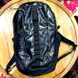 Patagonia Blackhole Bag 25L (Large Backpack)